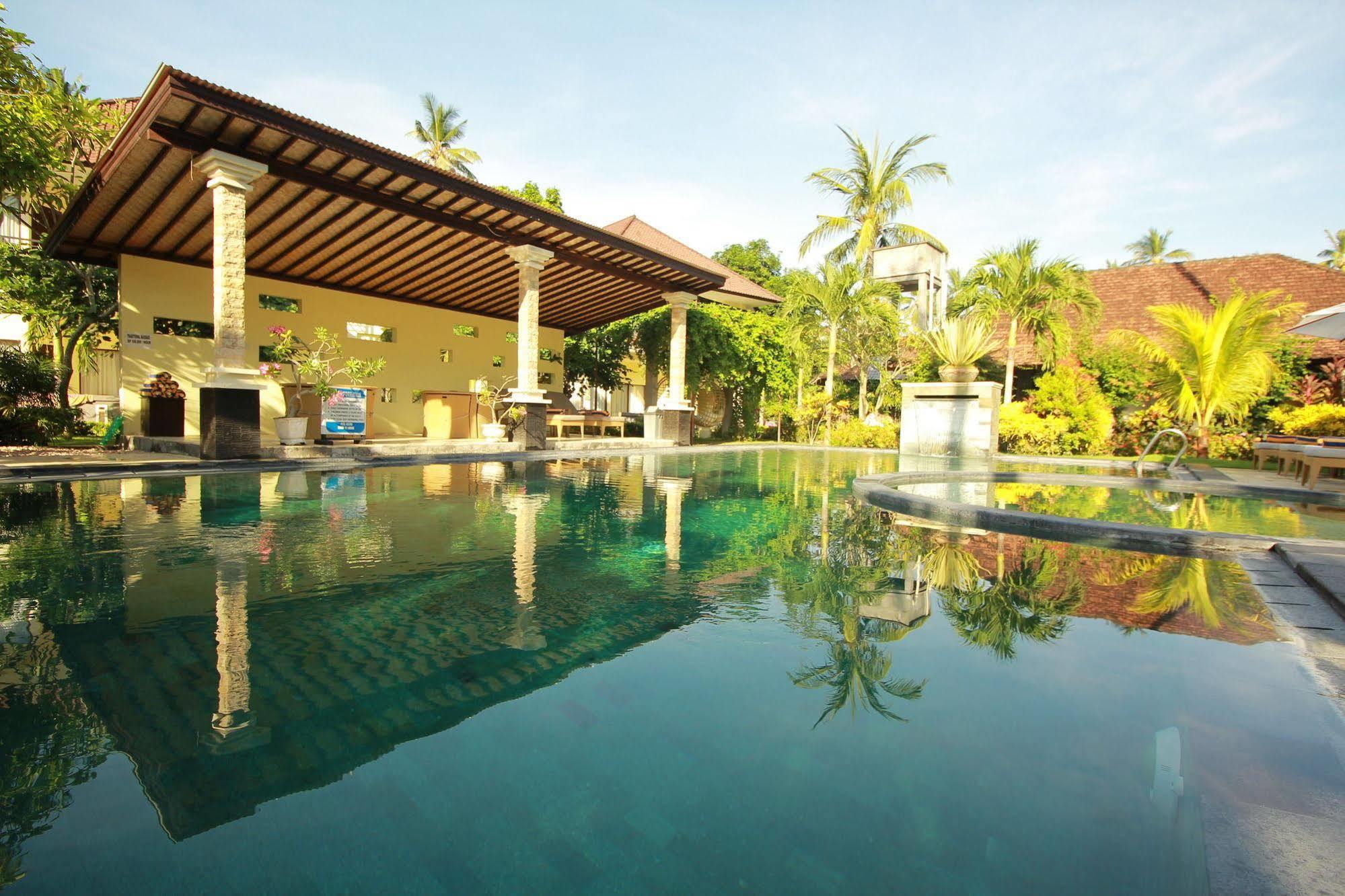 Rossa Garden Hotel Candi Dasa  Bagian luar foto